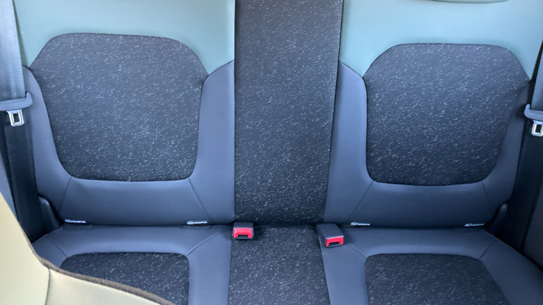 Dacia Spring 27kWh Extreme 65 48kW 5dr Auto Electric Hatchback